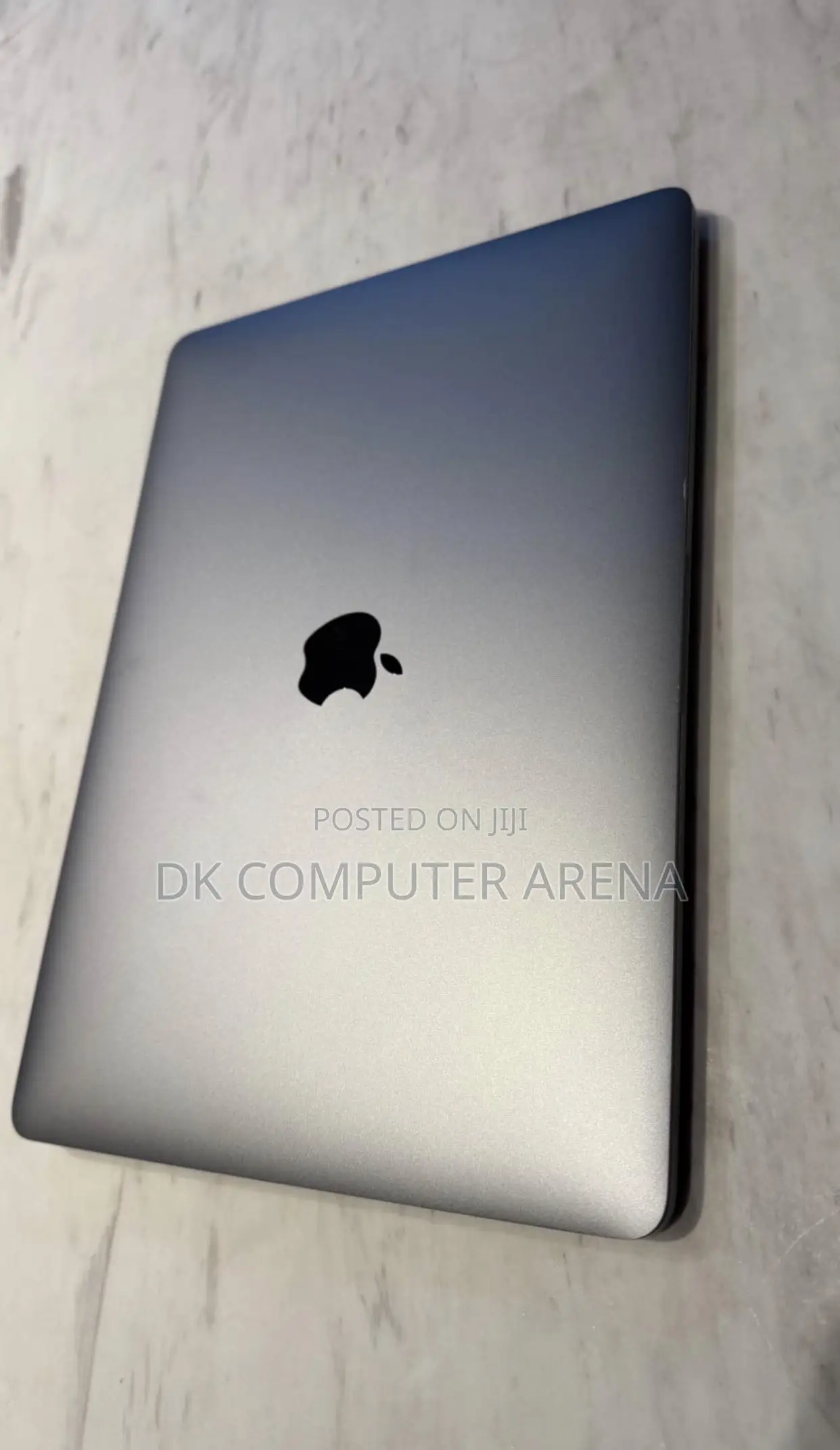 Laptop Apple MacBook Pro 2020 16GB Intel Core i7 SSHD (Hybrid) 1T