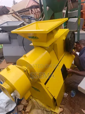 Soap Extruder Machine
