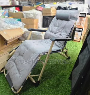 Portable Zero-Gravity Folding Reclining Lounge Chair,