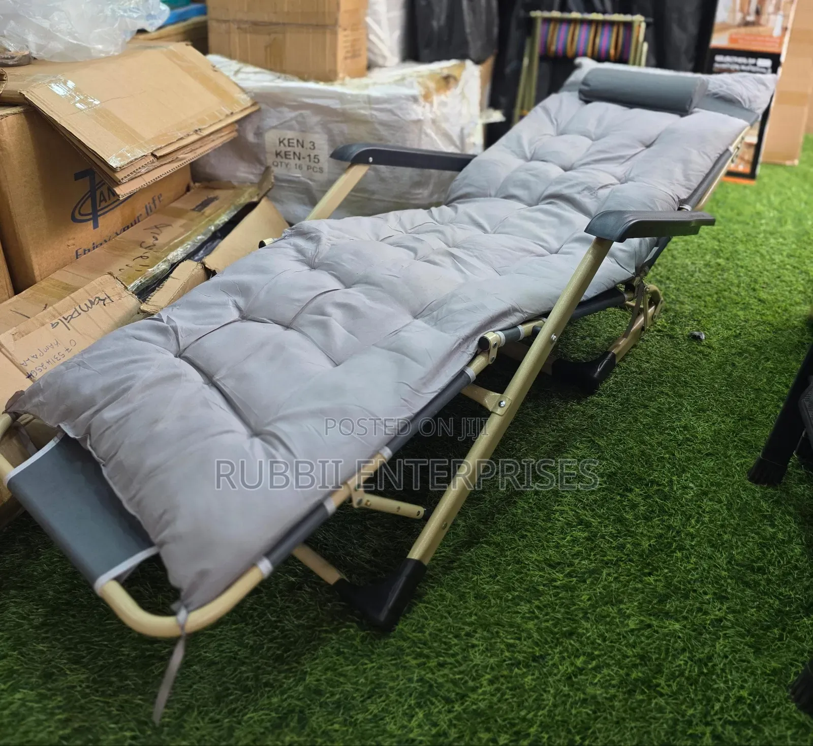 Portable Zero-Gravity Folding Reclining Lounge Chair,