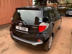 Toyota Ractis 2012 Black