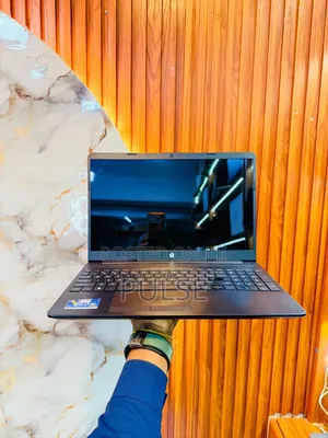 Laptop HP 250 G7 8GB Intel Core i7 SSD 256GB