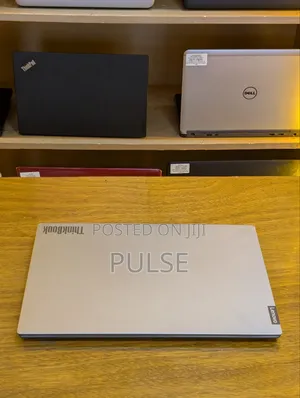 Laptop Lenovo ThinkBook 15 8GB Intel Core i5 SSD 256GB