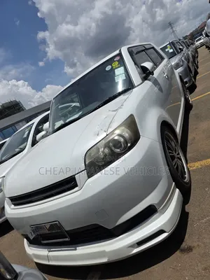 Toyota Corolla Rumion 2012 White