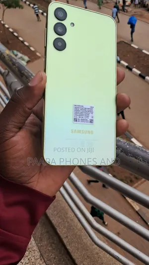 Samsung Galaxy A25 128 GB Yellow