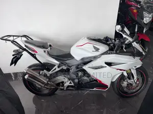 Honda CBR 2017 White