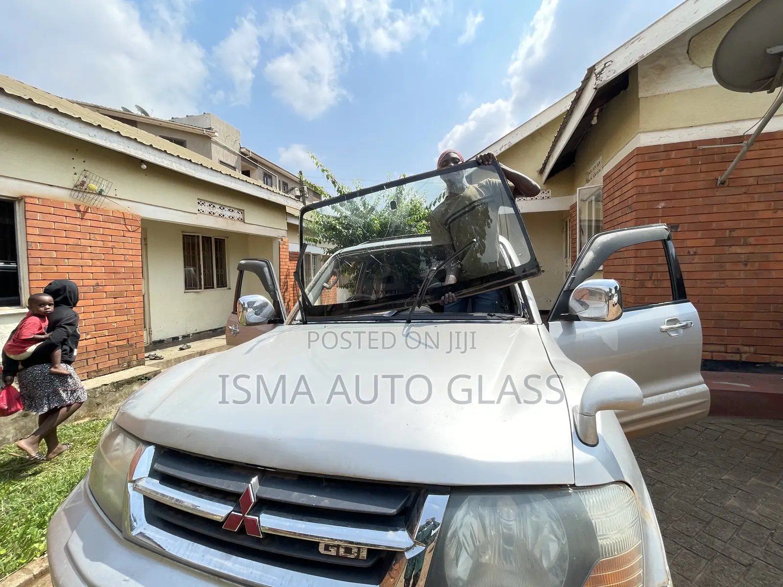 Broken Windscreen Changing