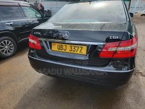 Mercedes-Benz E300 2010 Black