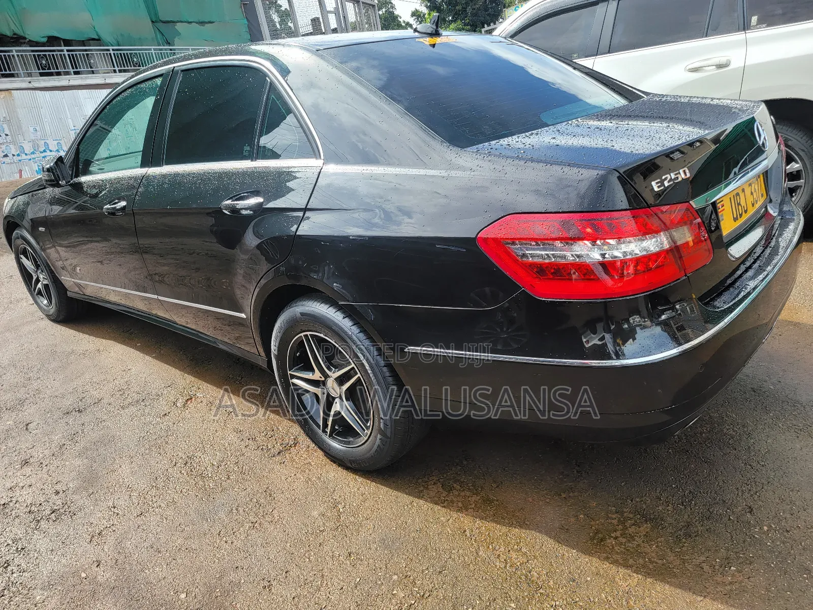 Mercedes-Benz E300 2010 Black