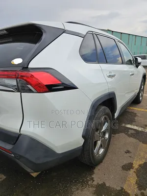 Toyota RAV4 2019 White