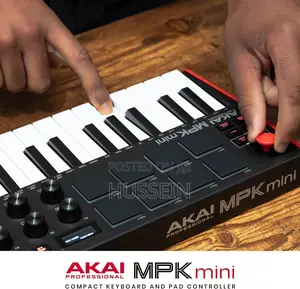 Akai Professional MPK Mini Mk3 25 Key Usb Midi Keyboard C