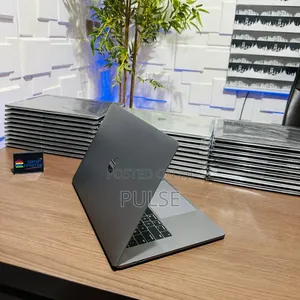 Laptop Apple MacBook Pro 16GB Intel Core i9 SSD 1T