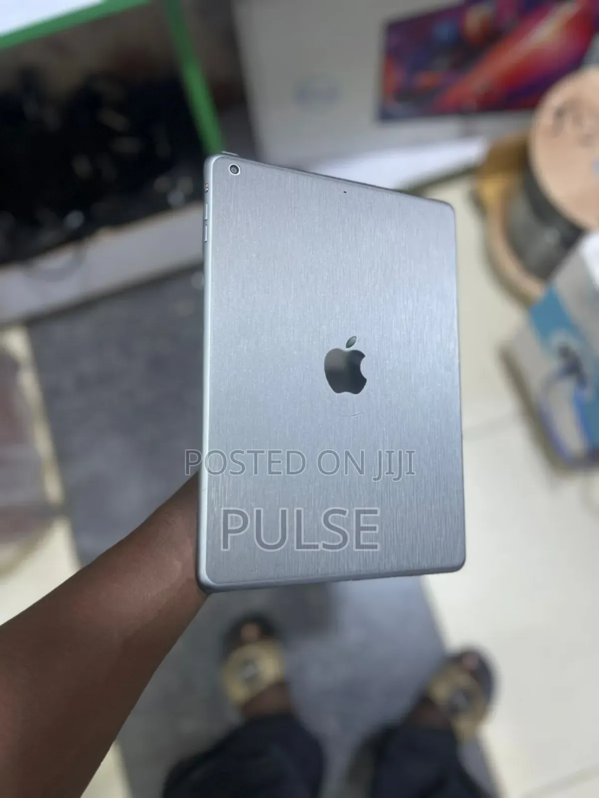 Apple iPad Air 32 GB Gray