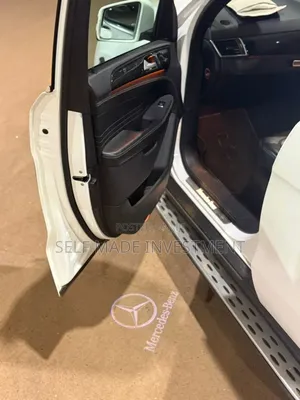 Mercedes-Benz GLE-Class 2017 White