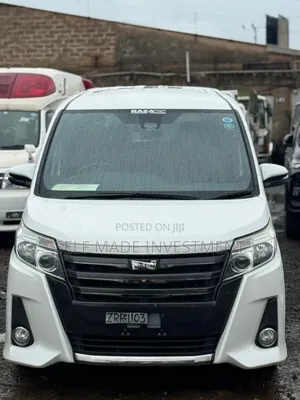 Toyota Noah 2017 White