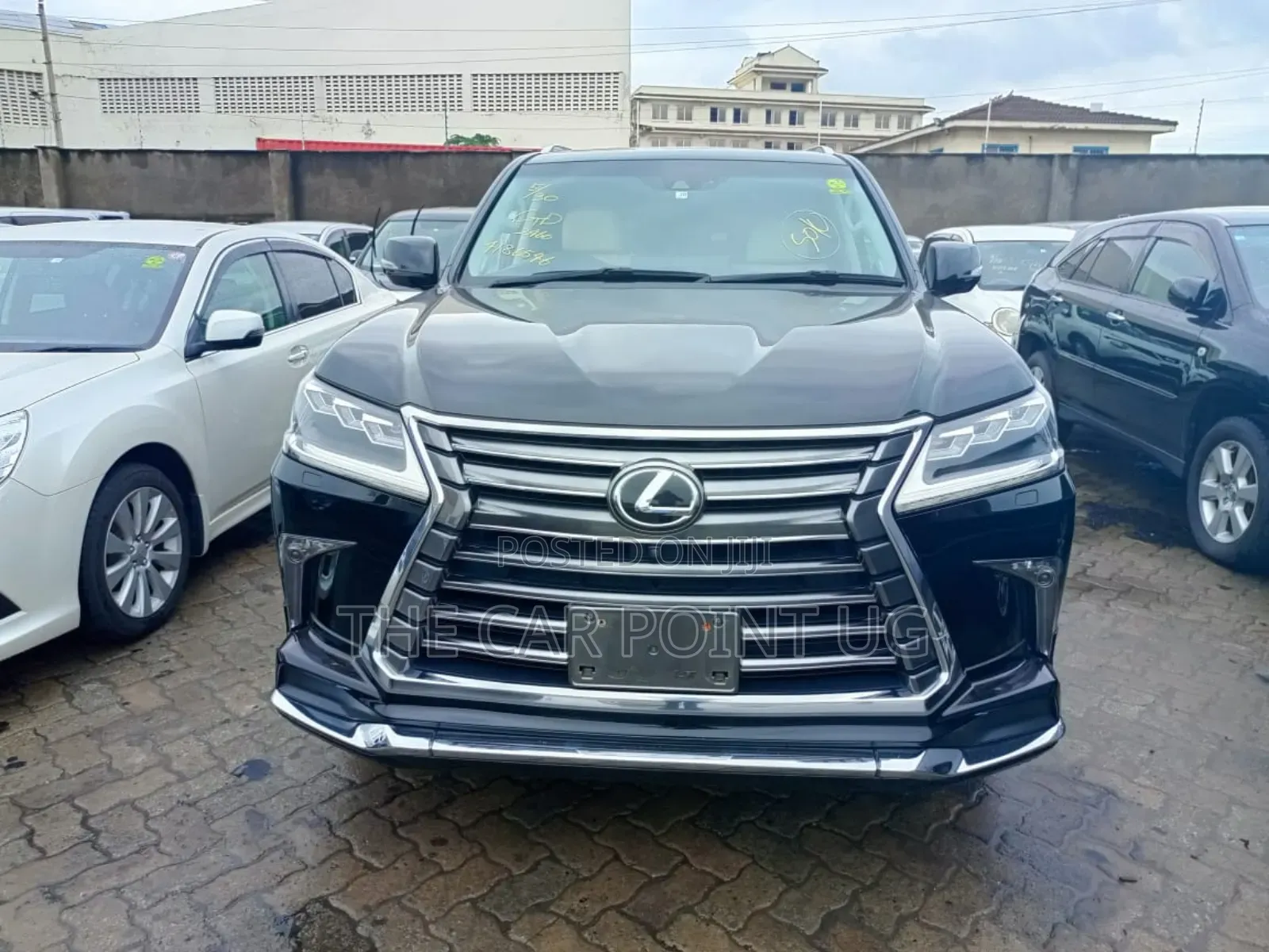 Lexus LX 570 AWD 2015 Blue
