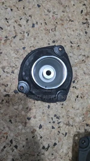 Nissan Xtrail Shock Mounting