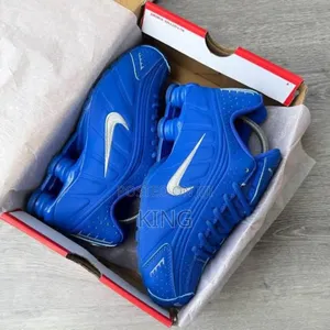 Nike Shox R4 "Racer Blue" Sneakers