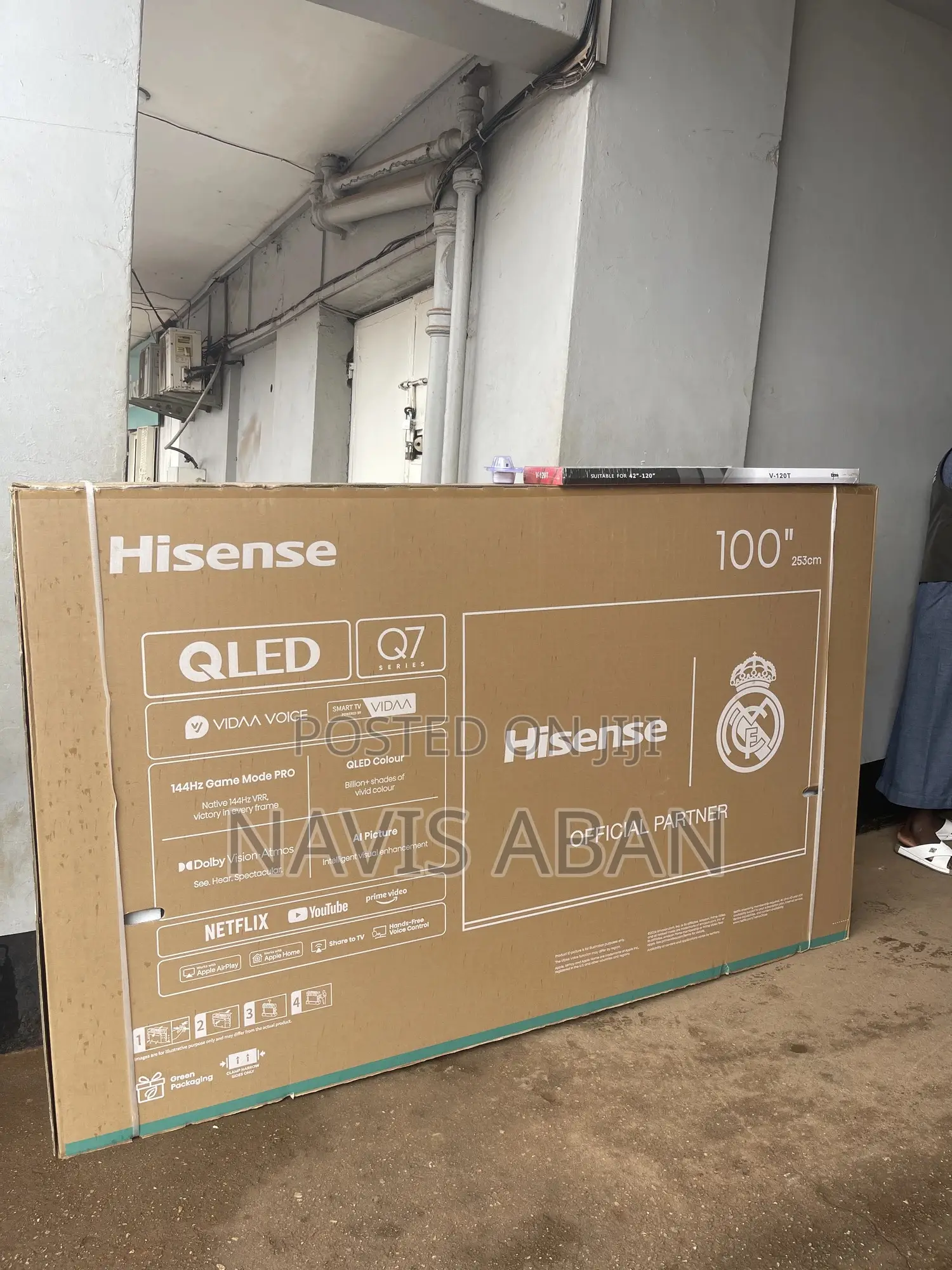 Hisense 100 Inches Smart Tv Q7 Series