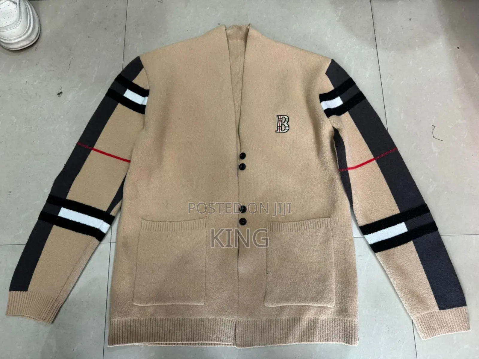 Burberry Throw on Sweater Brown