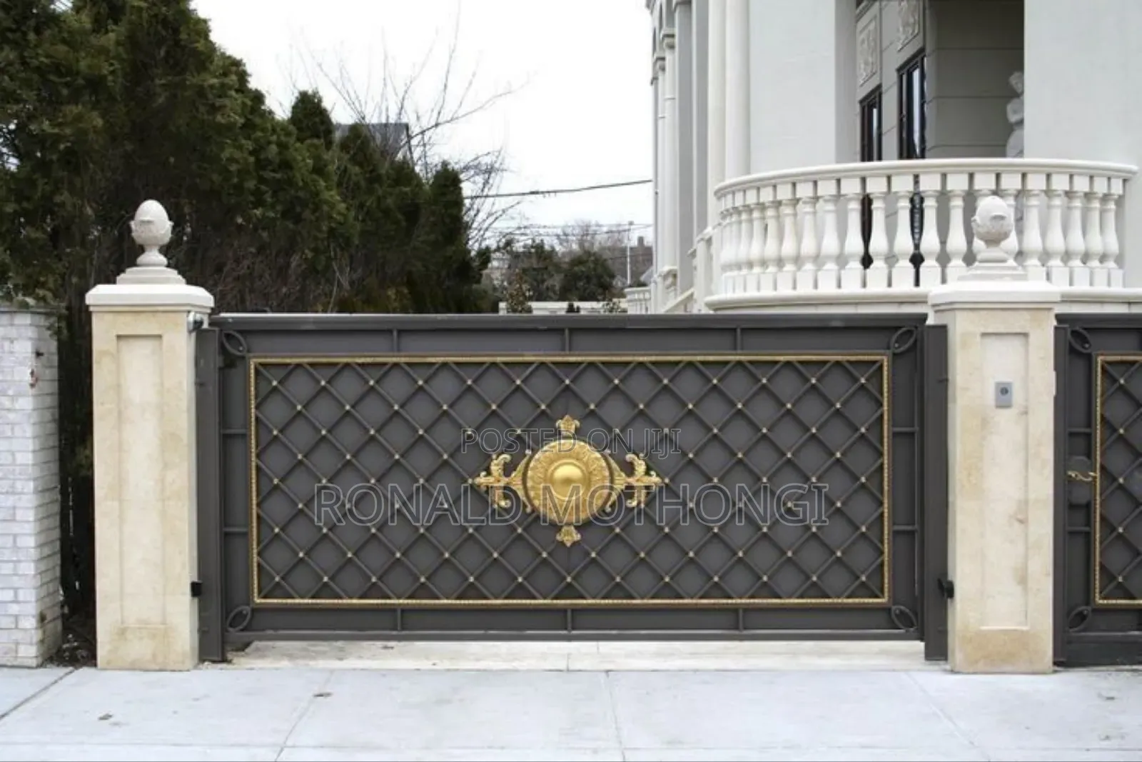 Sliding Gate