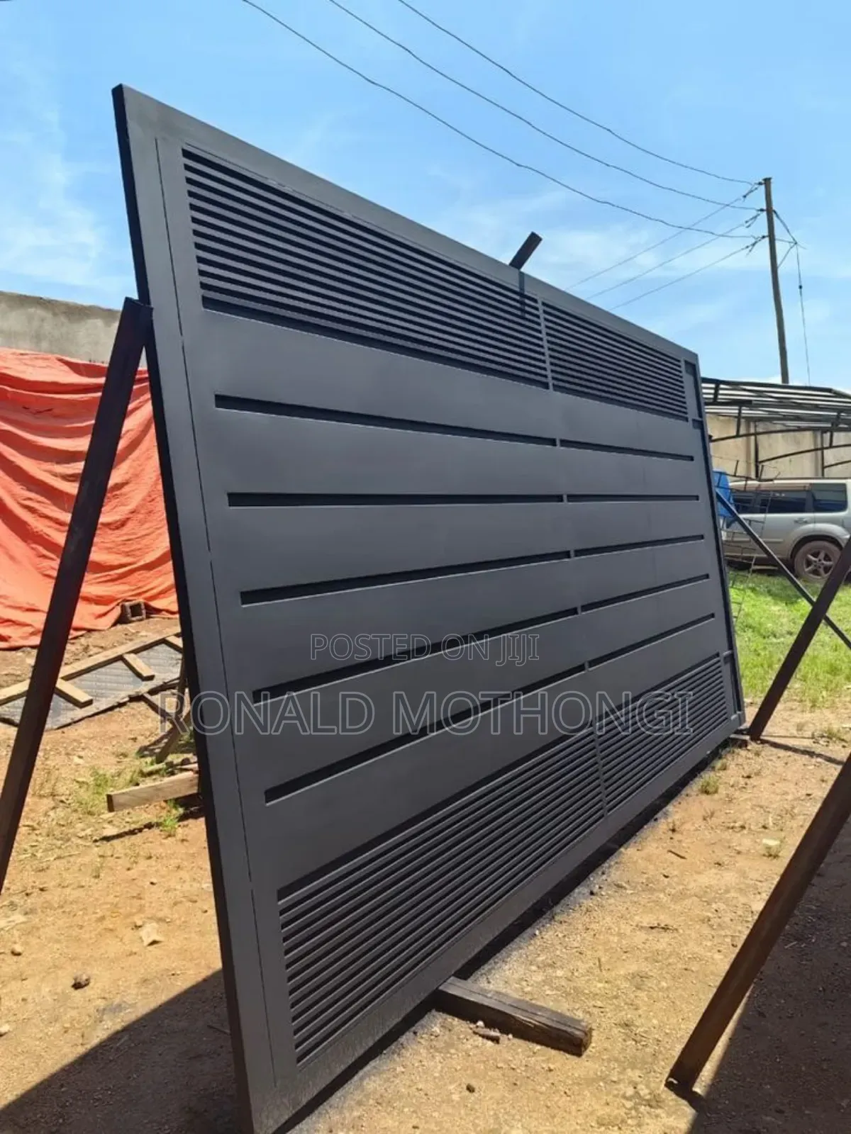 Sliding Gate