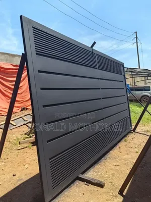 Sliding Gate