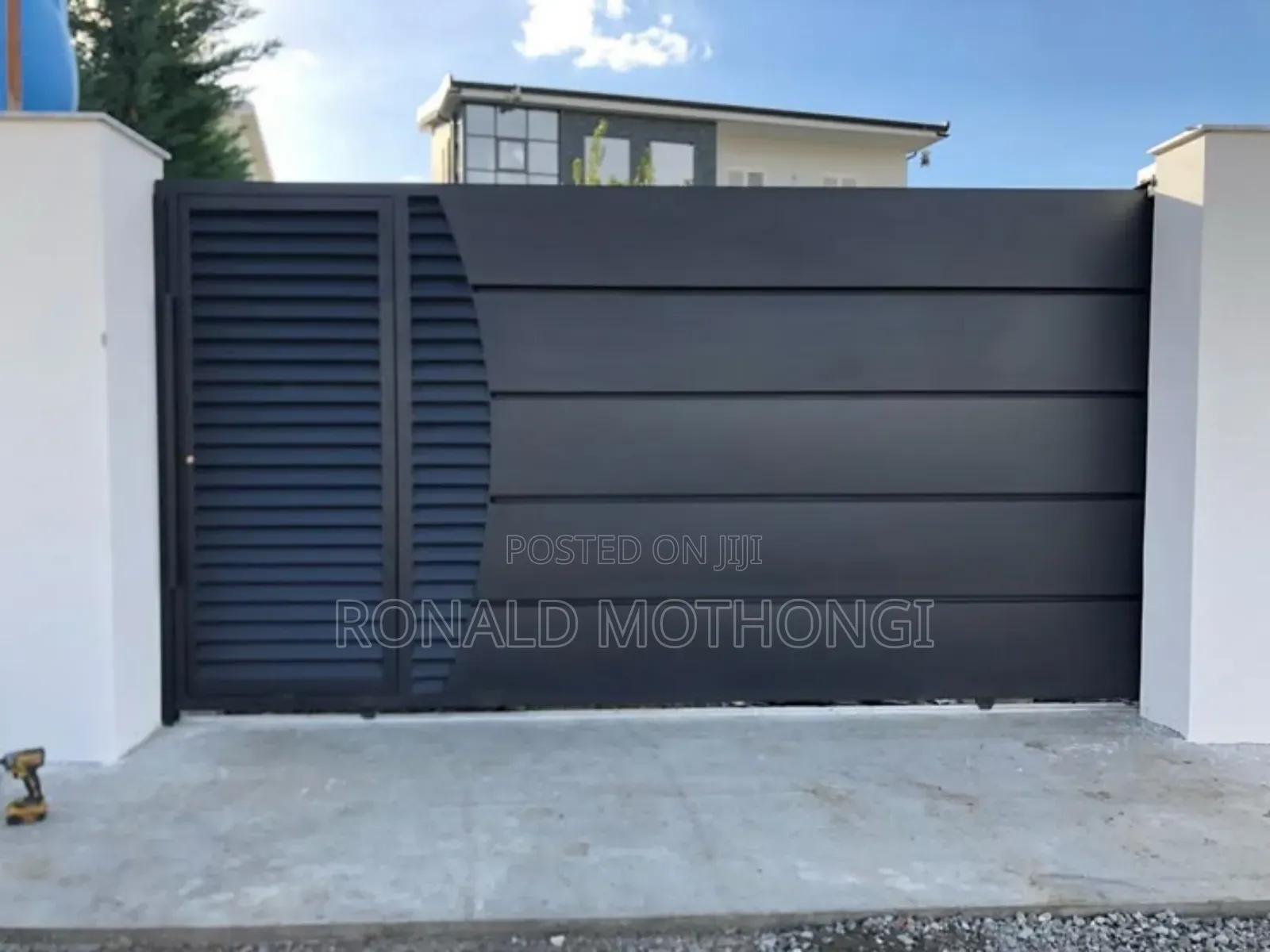 Sliding Gate