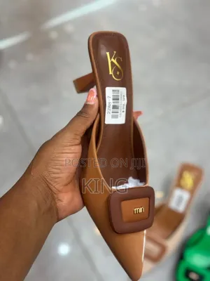 Chic Party Pumps