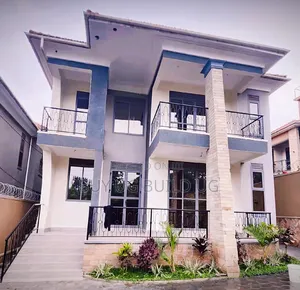4bdrm Duplex in Kira Mamelto Road, Central Division for sale