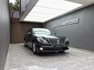Toyota Crown 2013 Black