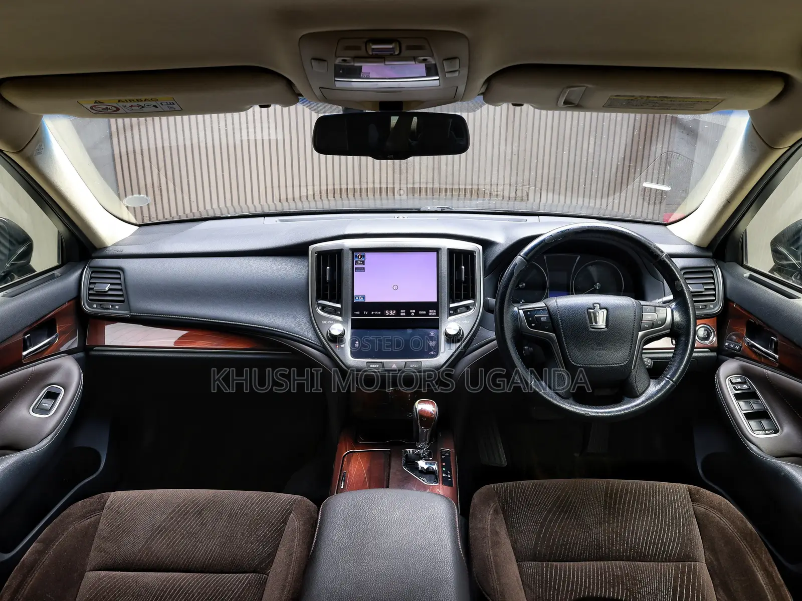 Toyota Crown 2013 Black