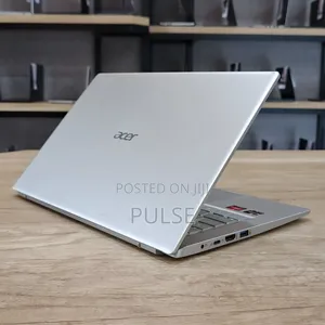 Laptop Acer Swift 3 8GB AMD Ryzen 5 SSD 256GB