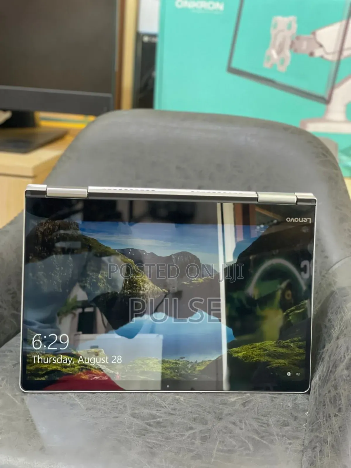 Laptop Lenovo Yoga 710 8GB Intel Core i7 SSD 256GB