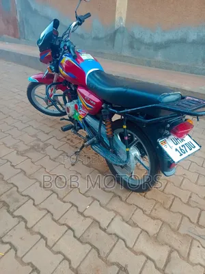 Bajaj CT 125X 2025 Red