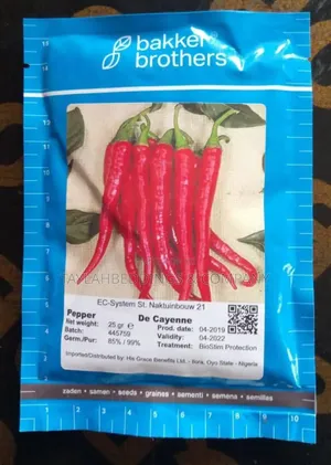 Organic Long Red Cayenne Hot Pepper Seeds - Gold Vault Packet