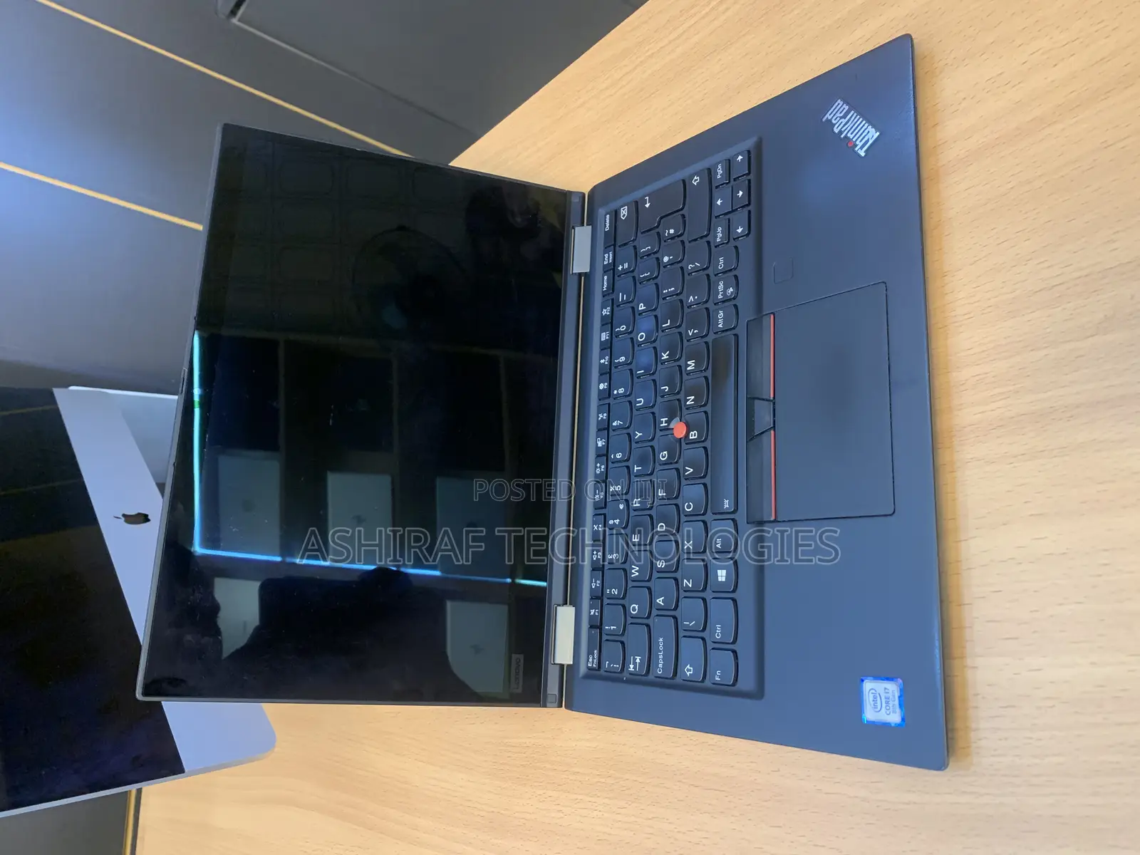 Laptop Lenovo ThinkPad X390 8GB Intel Core i7 SSD 256GB