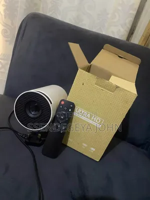 Portable Smart Projector