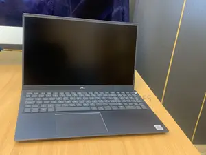 New Laptop Dell Vostro 15 5568 8GB Intel Core i5 SSD 256GB