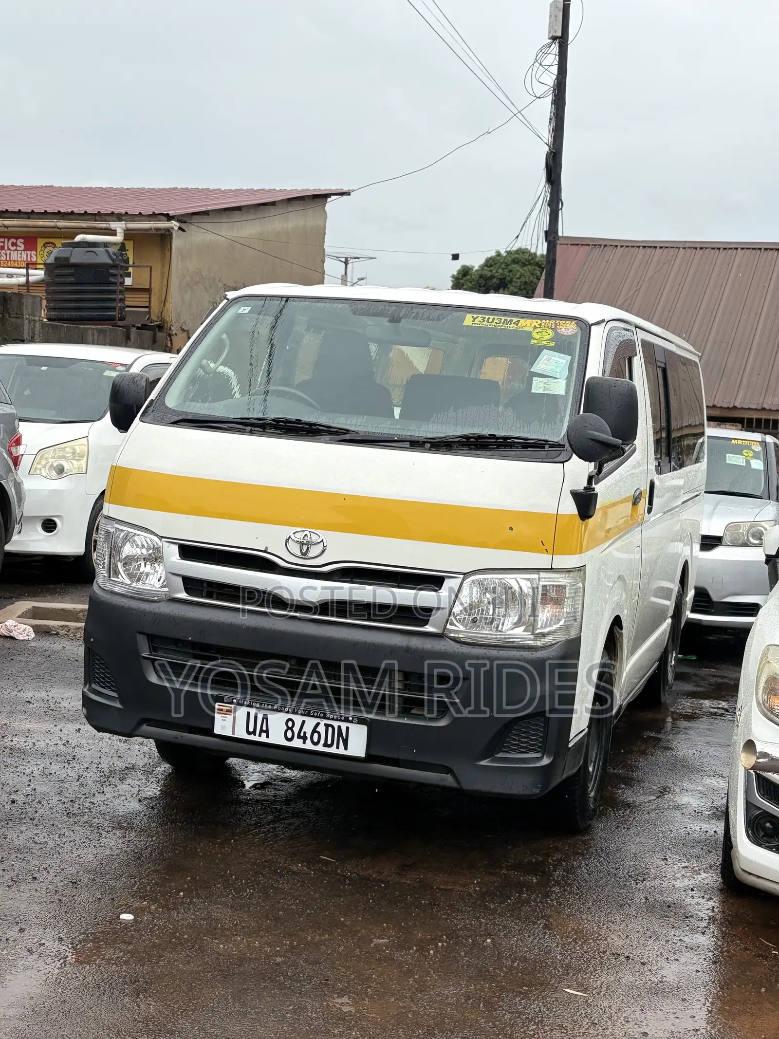 Toyota HiAce 2012 White