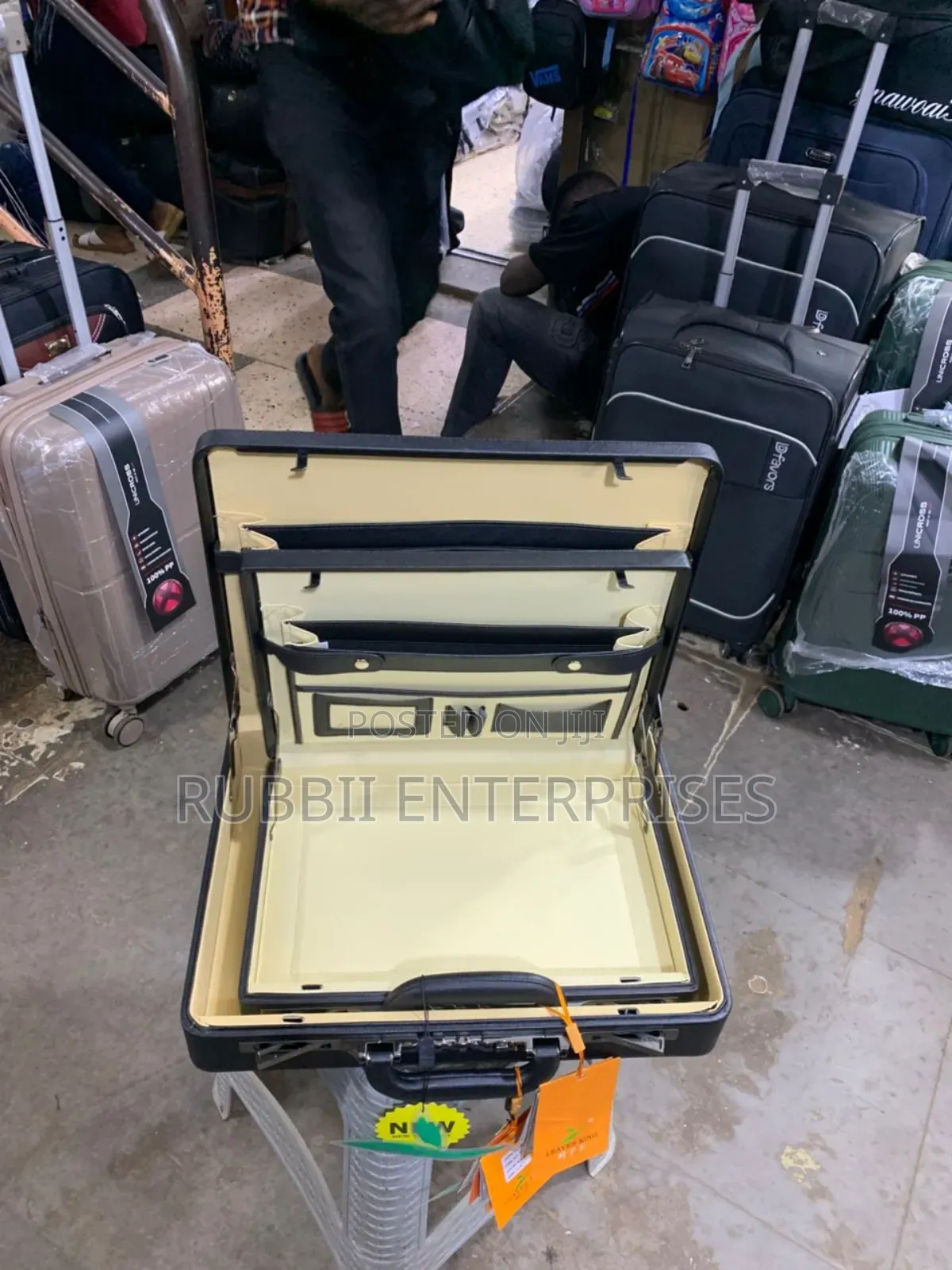 Vip Black Briefcase 2pc
