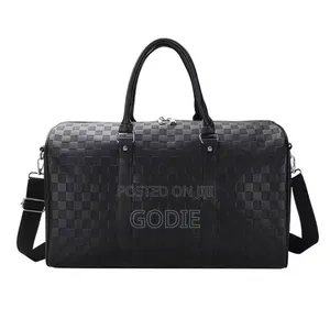 Checkered Pattern Duffel Bag Made of Durable Pu Leather.
