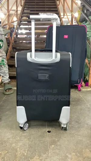 Good Partiner Travel Case ~ Small