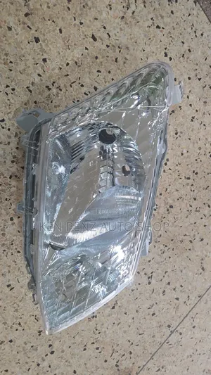 Isuzu Dmax 2012- 2013 Headlamp