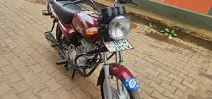 Bajaj CT 125X 2022 Red