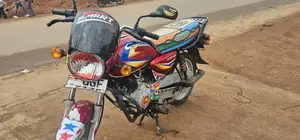 Bajaj CT 125X 2025 Red