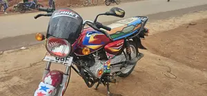 Bajaj CT 125X 2025 Red
