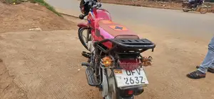 Bajaj CT 125X 2023 Red
