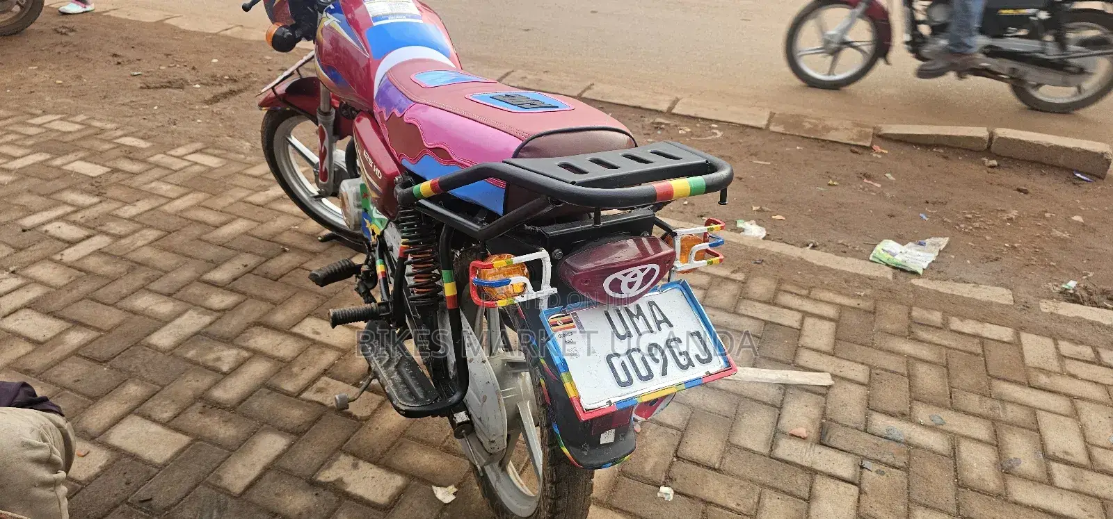 Bajaj CT 125X 2024 Red