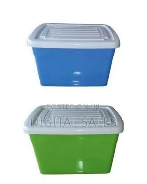 Multi-Purpose Plastic Storage Box With Secure Lid